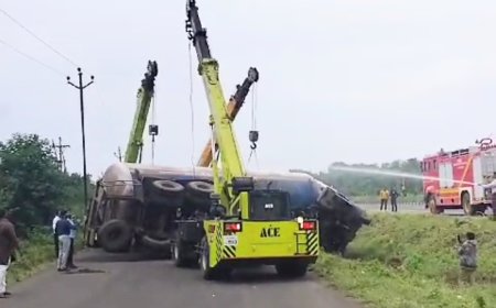 मोठी बातमी ! पुणे सोलापूर राष्ट्रीय महामार्गावर भिगवण नजीक एलपीजीचा टँकर पलटला,सुदैवानं मोठी दुर्घटना टळली