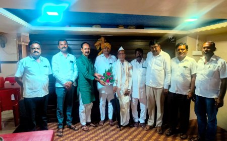 नागनाथ लकडे यांचा भिगवण मध्ये सत्कार ; करमाळा कृषी उत्पन्न बाजार समितीवर बिनविरोध निवड