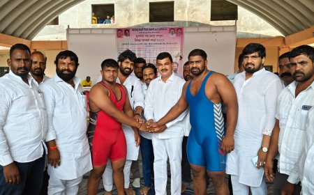 आ.भरणेंच्या हस्ते निमगांव केतकीत तालुकास्तरीय निवड चाचणी कुस्ती स्पर्धेचे उद्घाटन