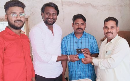 जग कितीही बदललं तरीही 'तो' नाही बदलला, घुंगरुतील बाबा गायकवाडांना आला अनुभव,शिंदेचं केलं कौतुक