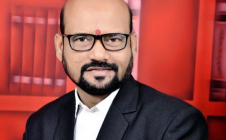 ॲड.माधव शितोळे देशमुख इंदापूर वकिल संघटनेचे नूतन अध्यक्ष,एकमताने झाली निवड