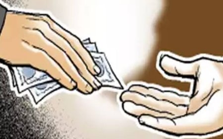 ब्रेकिंग || इंदापूरात पोलीस उपनिरीक्षकासह खाजगी वकिलाला 20 हजाराची लाच घेताना रंगेहात पकडले