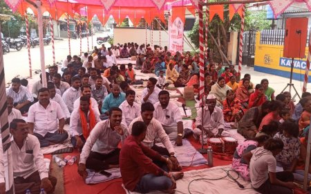 इंदापूरच्या बेलवाडीत मनोज जरांगे पाटलांच्या समर्थनार्थ मराठा एकवटला ! जय महाराष्ट्र चौकात केलं लाक्षणिक उपोषण 