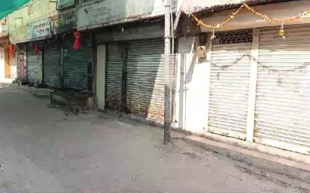 मंत्री छगन भुजबळ यांच्या बद्दल आक्षेपार्ह  वक्तव्य केल्याने निमगाव केतकी कडकडीत बंद