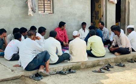 हर्षवर्धन पाटील यांचेकडून बोगद्यात मृत्यूमुखी पडलेल्या 2 शेतकऱ्यांच्या कुटुंबियांचे सांत्वन 