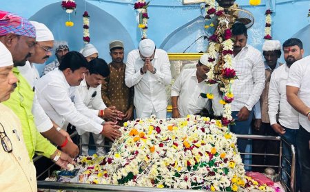 राजवर्धन पाटील यांनी घेतले हजरत चाँद शाहवली बाबांच्या दर्ग्याचे दर्शन