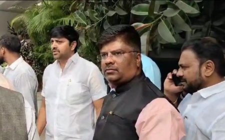 बिग ब्रेकिंग | अजितदादांच्या उपस्थितीतचं भाजपा आमदाराची राष्ट्रवादीच्या पदाधिकाऱ्याला मारहाण ; पुण्यातील धक्कादायक प्रकार