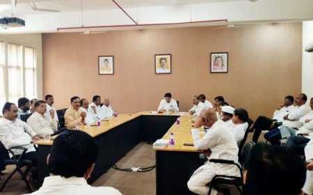 लोकसभेच्या निकालानंतर हर्षवर्धन पाटील अलर्ट, इंदापूर विधानसभेत जनतेशी असलेला संपर्क वाढवण्याचं पदाधिकाऱ्यांना आवाहन