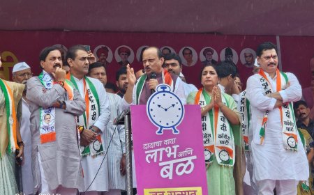 चंद्र आणि सूर्य आहे तोपर्यंत संविधानाला धक्का लागू देणार नाही : अजित पवार