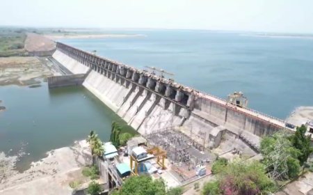 बिग ब्रेकिंग | दौंड बंधाऱ्यातून उजनीत येणारा विसर्ग वाढला,लवकरच उजनी धरण येणार मायनस मधून प्लस मध्ये