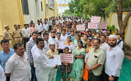 आरोग्यसेवा मिळत नसल्यानं भिगवण ट्राॅमा केअर सेंटरवर नागरिकांचा मोर्चा