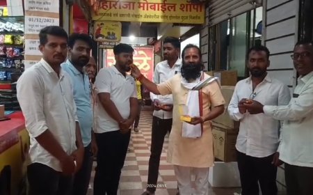 अरविंद केजरीवालांना जामीन मंजूर ! पुण्याच्या इंदापुरात लाडू वाटप