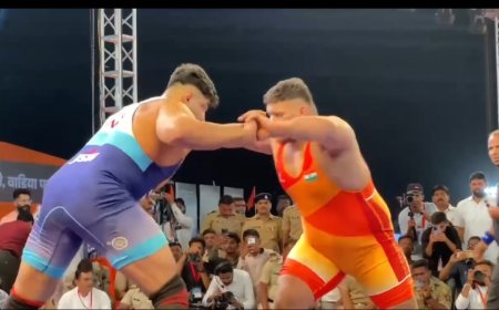 महाराष्ट्र केसरीत आधी पाठ ? नंतर लाथ आणि मग पोलिसांचा प्रसाद...