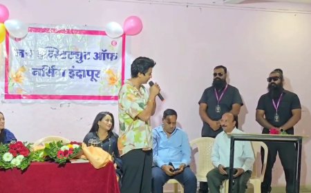 'देऊळ बंद' फेम गश्मीर महाजनीचा इंदापुरात आदिवासी विद्यार्थिनींशी संवाद