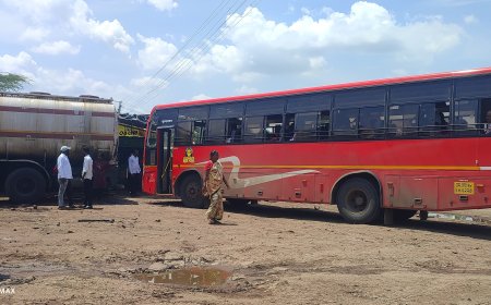 पुणे पंढरपूर महामार्गावर एसटी बस आणि मोटरसायकलचा अपघात