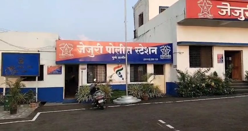 माझ्याकडे गँग आहे, पोरं कमरेला पिस्तूल लावून फिरतात ! तुला मारायला वेळ लागणार नाही