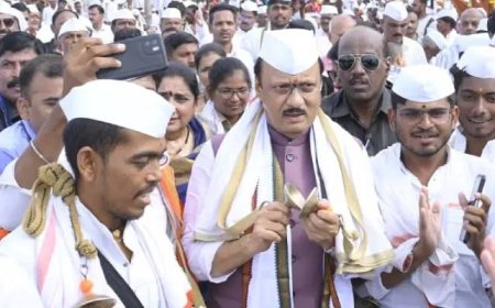 महाराष्ट्राच्या प्रगतीसाठी सर्वांना सोबत घेऊन पुढे जाण्याची ताकद दे : दादांचं पांडुरंगाच्या चरणी साकडं 