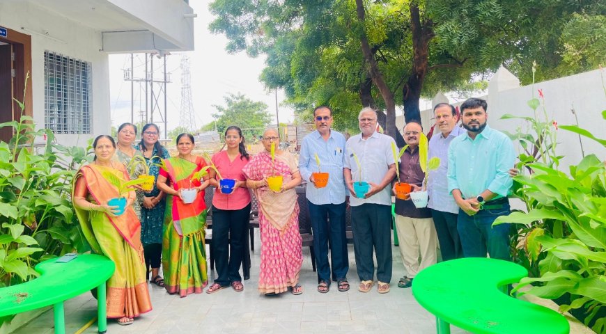 "झाडे लावा, झाडे जगवा" केवळ शब्दातून नव्हे तर कृतीतून साकार करणारं इंदापूरचं शाह ग्लोबल स्कूल