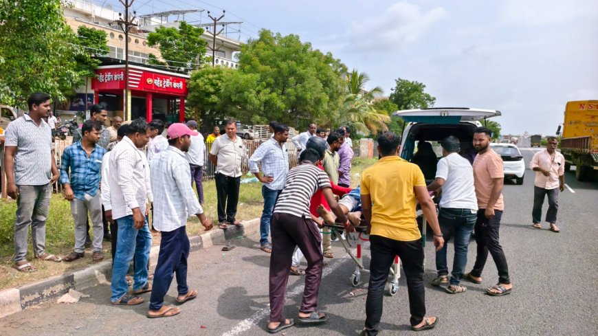 विठ्ठलाचे दर्शन घेतलं पती-पत्नी दोघे घरी निघाले होते तोच काळानं घाला घातला अन् एकाचा जीव गेला ! भिगवण मध्ये थरारक अपघात