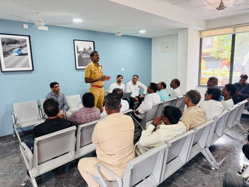 प्रवासात प्रवाशांचा आणि स्वतःचा जीव महत्त्वाचा - पोलीस निरीक्षक यादव