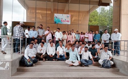 इंदापुरात महसूल कर्मचारी संघटनेने केलं एक दिवस लेखणी बंद आंदोलन