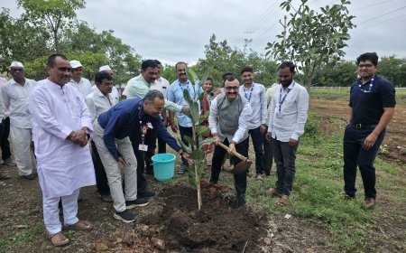 सेवा पंधरवडा अंतर्गत बारामतीच्या सुपा मंडळात शेतांसाठी ९६ नवे रस्ते