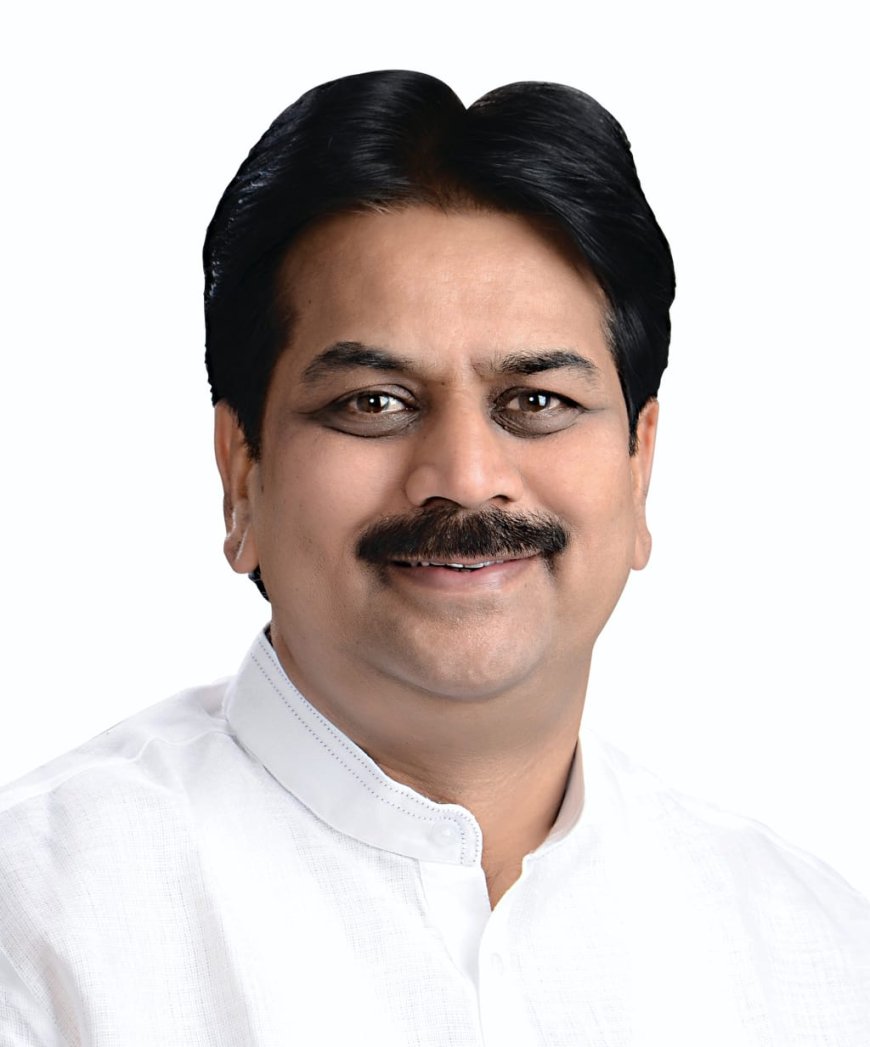 आगामी हंगामात 25 लाख मे.टन साखर निर्यातीस परवानगी द्यावी : हर्षवर्धन पाटील