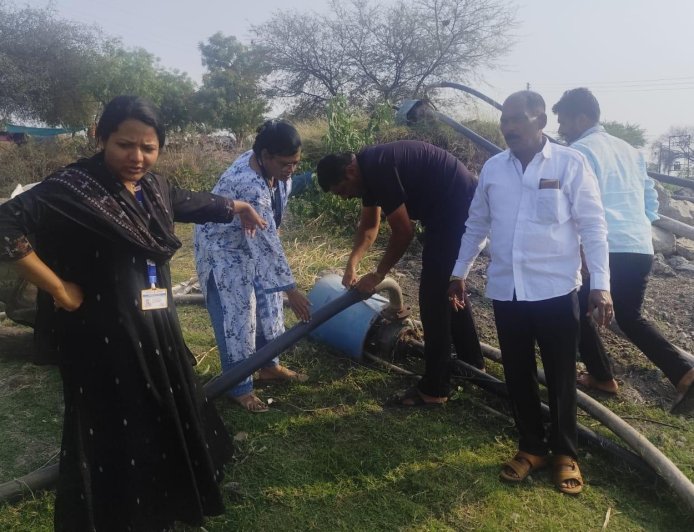 थकीत पाणीपट्टी भरा ! अन्यथा जलसंपदा विभागाकडून कारवाईचा इशारा, मोटार  जप्तीच्या कारवाईनंतर अनेकांनी थकवलेल्या पट्ट्या भरल्या...