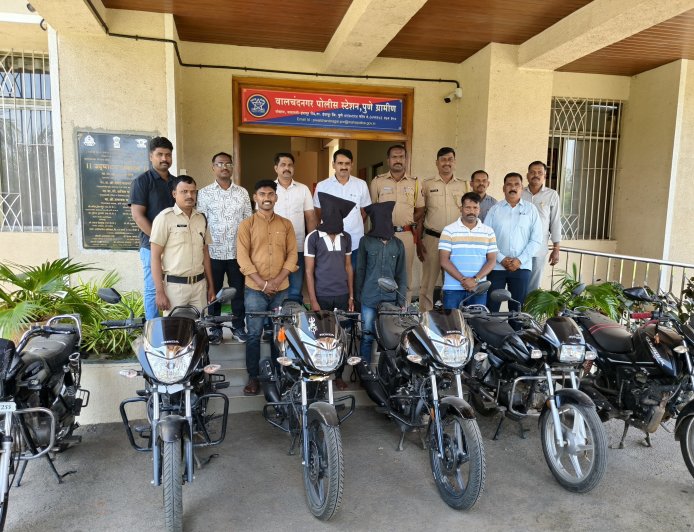वालचंदनगर पोलिस अन् स्थानिक गुन्हे शाखेची मोठी कारवाई ; या गुन्हेगारांना ठोकल्या बेड्या