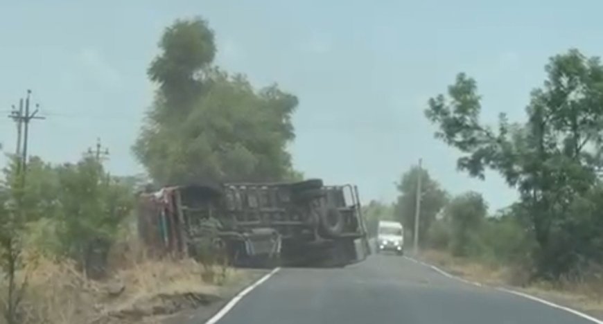 मद्यधुंद ट्रक चालकाचा थरार,माळेगाव - कऱ्हावाघज रोडवर पहा काय घडलं