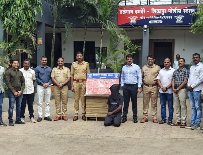 तो शिक्रापूर पोलिसांच्या हाती लागला अन् तब्बल १६ तोळे सोने लागले हाती ! दीपकवर घरफोडीचे तब्बल 14 गुन्हे 