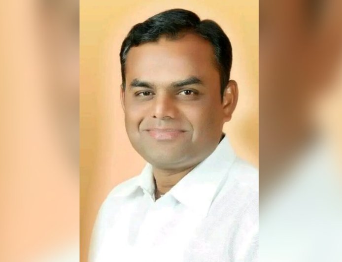 नगरच्या भिंगार उपनगरामध्ये गणेश मिरवणुकीत पोलिसांचा लाठीचार्ज ? मंडळाच्या अध्यक्षाचा मृत्यू झाल्याचा आरोप