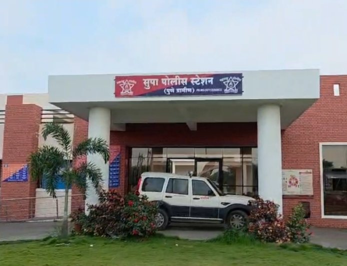 सुपे पोलिसांकडून चौघांवर दोन वर्षासाठी तडीपारीची कारवाई